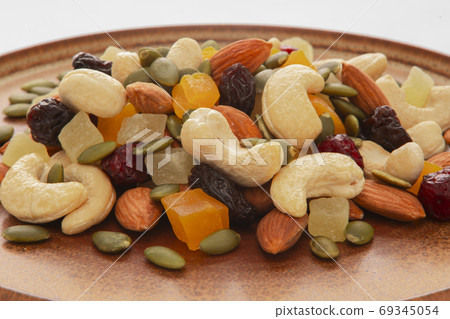 盤子，營養，綜合堅果，プレート、栄養、ミックスナッツ、Plate, mixed nuts, 69345054