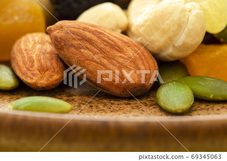 Plate, nutrition, mixed nuts, プレート, 栄栄栄栄栄, ミックスナッツ, Plate, mixed nuts, 69345063