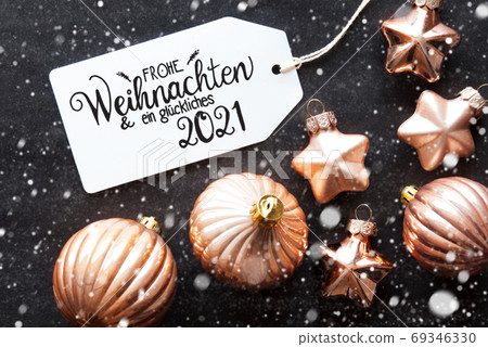 Label, Golden Decoration, Glueckliches 2021 Means Happy 2021, Snowflakes Label, Golden Decoration, Glueckliches 2021 Means Happy 2021, Snowflakes 69346330