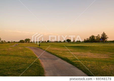 在暮光之城高爾夫球場 在暮光之城高爾夫球場 69348178