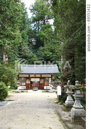 Udamikuwari Shrine Udamikuwari Shrine 69351412