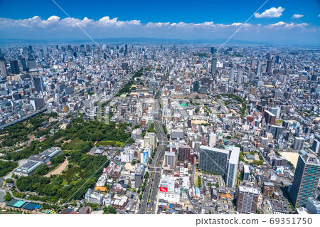 《大阪府》眺望大阪市容和大阪市中心 69351750