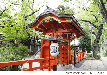 東京都港區愛宕神社Tannuri門 69352484
