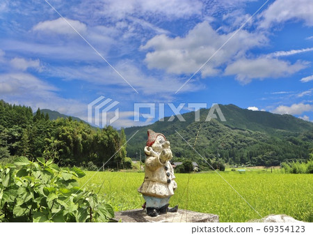 Blue sky and nature in Okayama prefecture 69354123