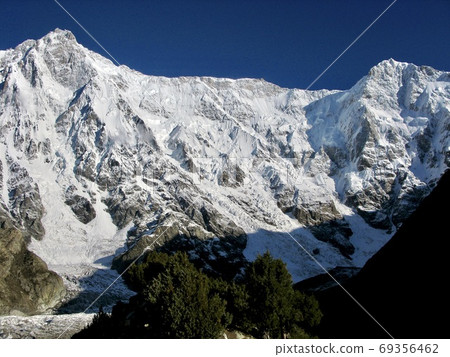 巴基斯坦Nanga Palbat Lupar Wall 3 巴基斯坦Nanga Palbat Lupar Wall 3 69356462