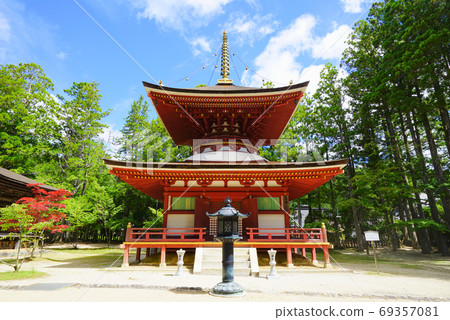 Danjo Garan East Tower, Koyasan, Wakayama Prefecture, Japan Danjo Garan East Tower, Koyasan, Wakayama Prefecture, Japan 69357081