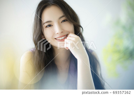 美女 美女 69357162