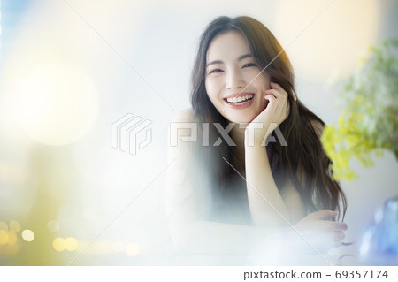 美女 美女 69357174