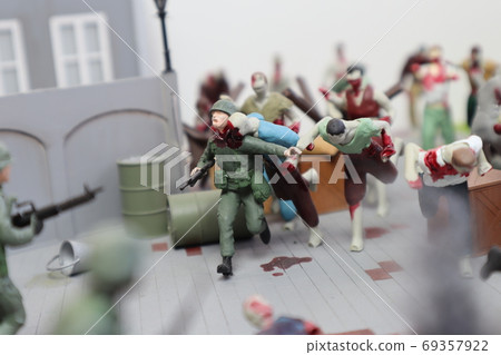 Diorama "Resident Evil" Combat with Zombies Diorama "Resident Evil" Combat with Zombies 69357922