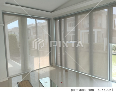 Aluminum glass Aluminum glass 69359061