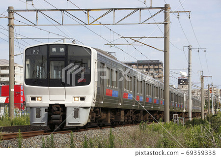 [JA] Kagoshima Main Line 811 series (Kokura⇔Hakata) 69359338