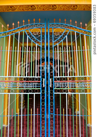 Beautiful gate of Hindu Temple in Sri Lanka Beautiful gate of Hindu Temple in Sri Lanka 69359383