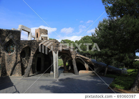 科洛尼亞奎爾教堂 69360397