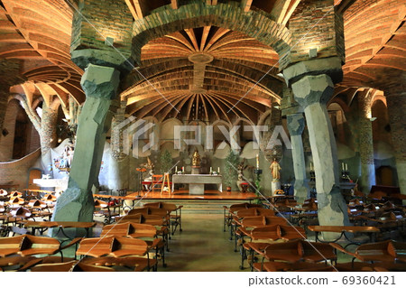 Colonia Guell Association 69360421