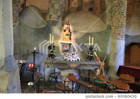 Colonia Guell Association 69360430
