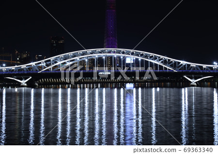 Illuminated Sumida River Bridges that create a lively waterside "Shirahige Bridge" ~ Illuminated support for medical personnel ~ Illuminated Sumida River Bridges that create a lively waterside "Shirahige Bridge" ~ Illuminated support for medical personnel ~ 69363340