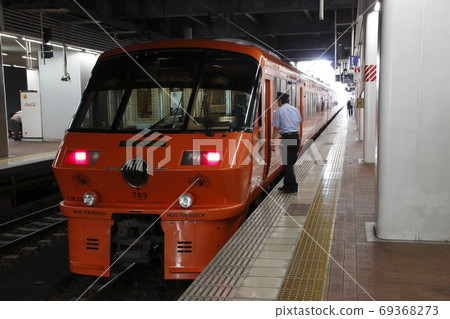 Limited Express Kirameki: 783 series train (Mojiko ⇔ Hakata) Limited Express Kirameki: 783 series train (Mojiko ⇔ Hakata) 69368273