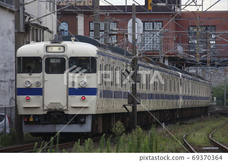 [JA] Kagoshima Main Line 415 Series (Sanyo Main Line Direct Train) 69370364