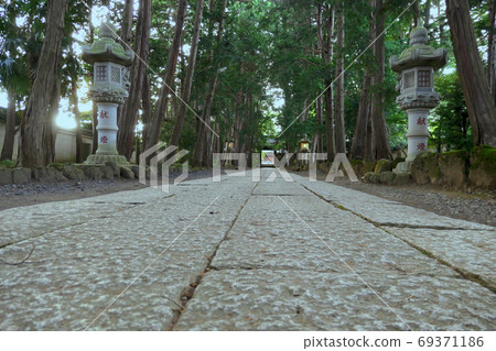 Stone pavement Kitami on the approach to Keigenji Temple 69371186