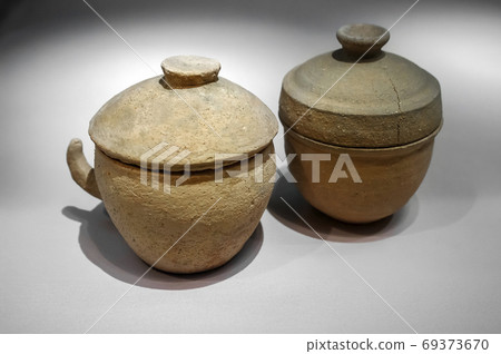 National Museum of Korea Cultural Property 69373670
