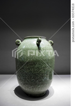 National Museum of Korea Cultural Property 69374818