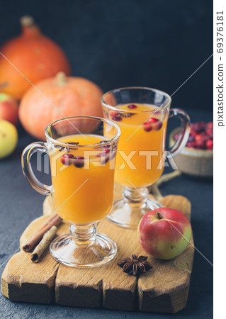Spicy hot pumpkin punch Spicy hot pumpkin punch 69376181