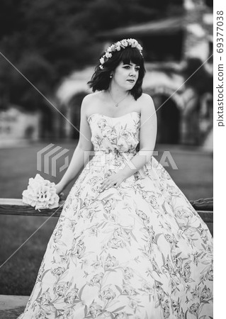 Portrait of a beautiful fashion bride, sweet and sensual. Wedding make up and hair 69377038