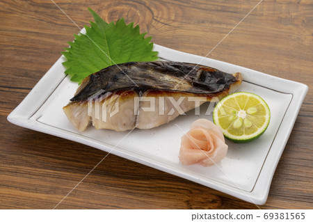 鰻魚的味道溢滿了!鹽K燒餐桌圖像 鰻魚的味道溢滿了!鹽K燒餐桌圖像 69381565