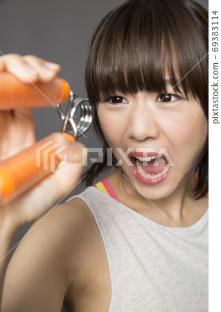 女人用手訓練 女人用手訓練 69383114