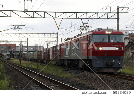 EH500牽引貨運列車(鹿兒島本線) EH500牽引貨運列車(鹿兒島本線) 69384029