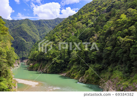 Dorokyo (Takihaccho) Green Season Dorokyo (Takihaccho) Green Season 69384382
