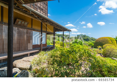 Kobuntei's courtyard (Kairakuen) 69385734