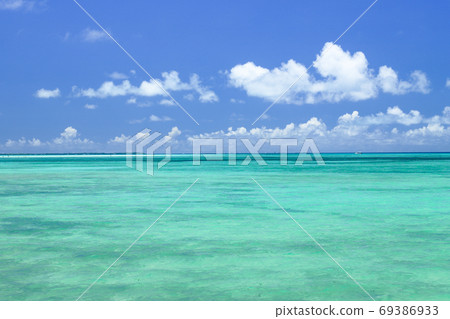 竹富島西碼頭的美麗大海 69386933