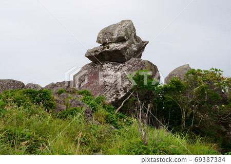 基里加曼的天文台岩石 基里加曼的天文台岩石 69387384