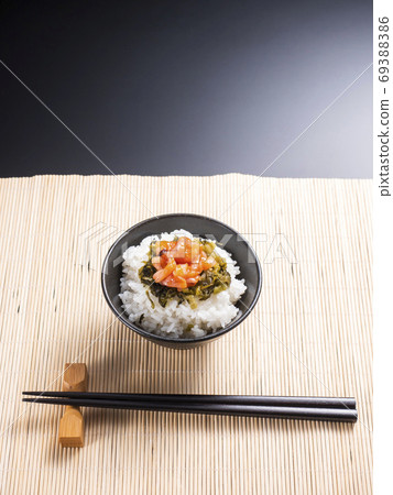Squid Mentaiko Takana pickled rice 69388386