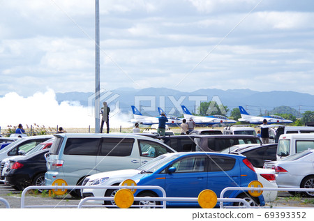 航空節的展覽飛行場面……鳥取縣Sa市（晴天） 69393352