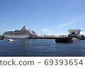 Yokohama port in summer, ship under the blue sky 69393654