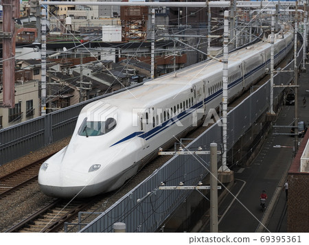 Shinkansen N700S J3 formation at Kamishinjo 69395361