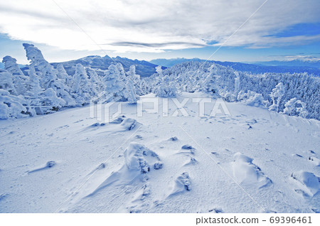日本雪山北橫岳八岳日本雪山北八岳 日本雪山北橫岳八岳日本雪山北八岳 69396461