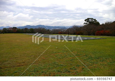 小寒的廢墟 小寒的廢墟 69398747