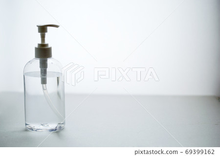 酒精消毒劑是電暈措施必不可少的 69399162