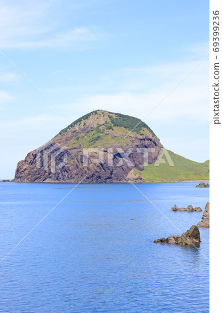 Onogame on Sado Island and the Sea of Japan in summer Onogame on Sado Island and the Sea of Japan in summer 69399236