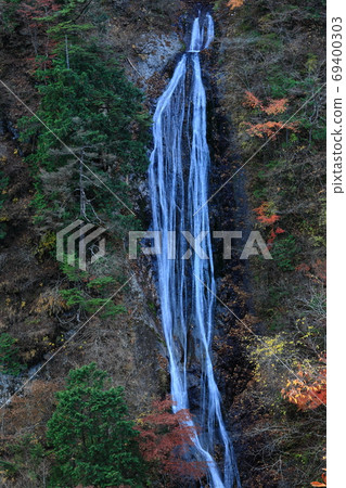 Marugami Falls 69400303
