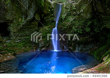 Oirashi waterfall 69401986