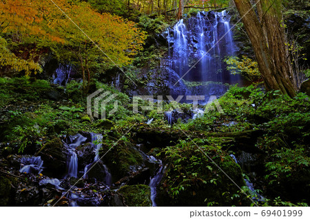 Sukkanzawa“ Shinkan no Taki” 69401999