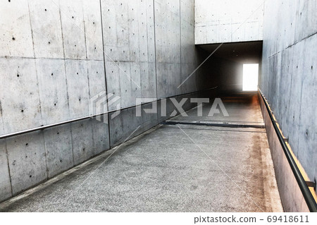 混凝土通道出口 69418611