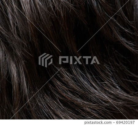 Clean dark brown woman hair 69420197