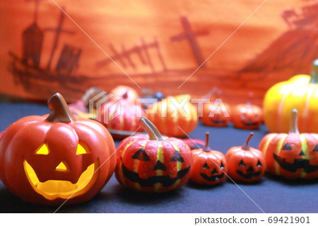 Halloween! Pumpkin friends Halloween! Pumpkin friends 69421901