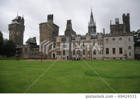 Cardiff Castle, Cardiff, England Cardiff Castle, Cardiff, England 69424331