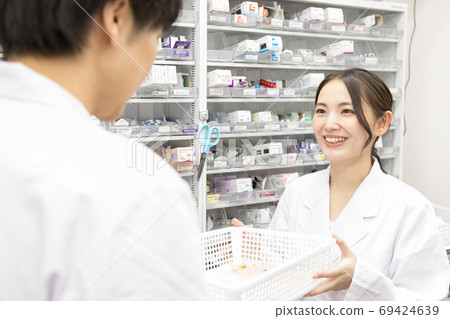 配藥藥房 配藥藥房 69424639